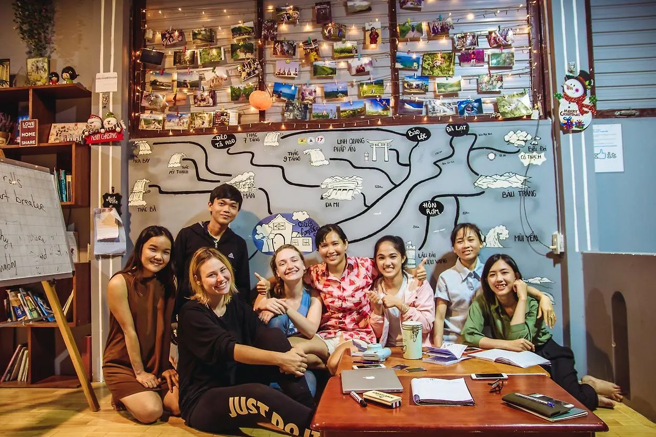 Co Tu'S Homestay Παν Θιέτ